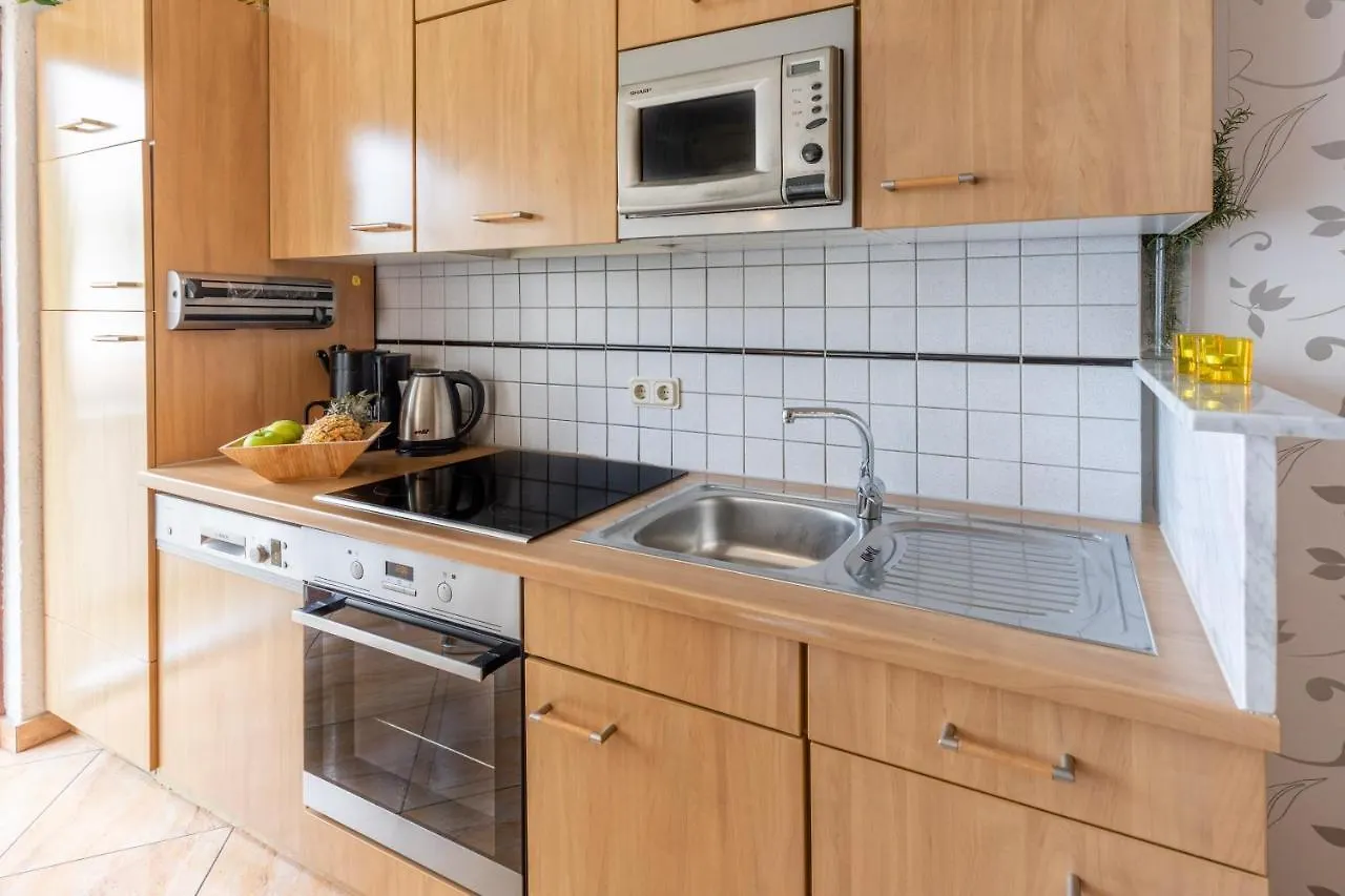 Apartment Apartman Lana Baska