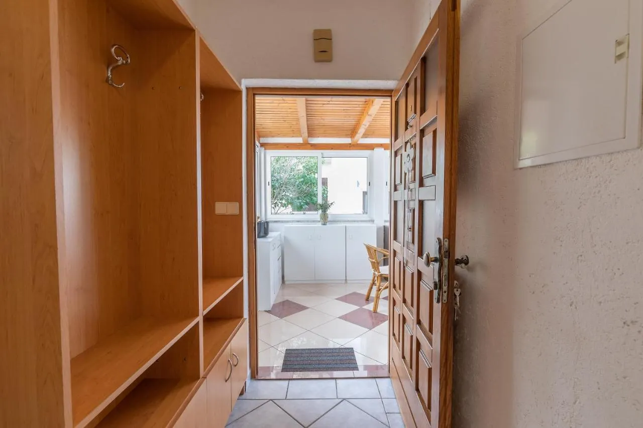 Apartman Lana Baska
